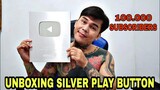 Unboxing silver play button special 100.000 subscribers Gogo Sinaga || Prank Ome TV