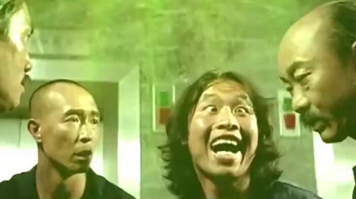 Michael Hui; Kunci kombinasi canggih! ! Pencuri juga harus bisa nyanyi haha😆