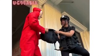 Money Heist vs Police 39