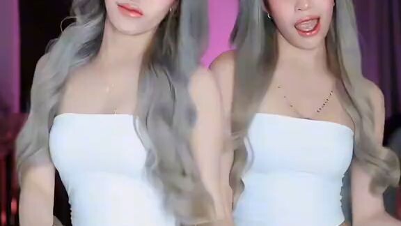 Marie twins 😍