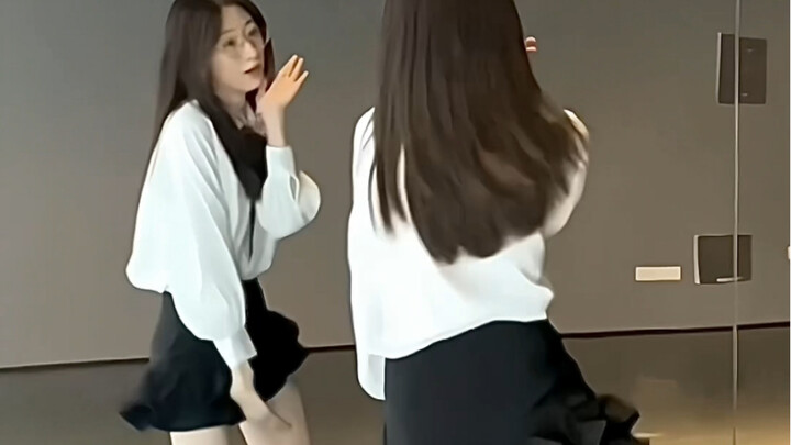 这套到底是甜美还是御姐？