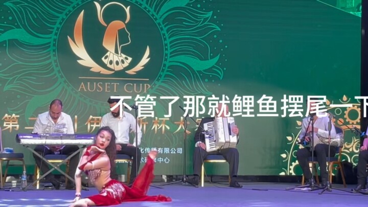 Ketika komedian dan penabuh drum Timur Tengah itu melakukan improvisasi tarian...