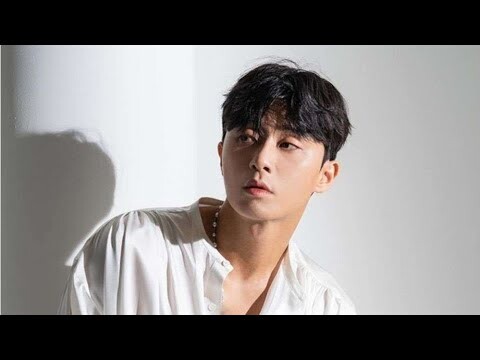 Park Seo Joon In Talks For New Romance Drama By "King The Land" Director