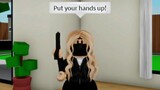 When a robber breaks into your house (meme) ROBLOX