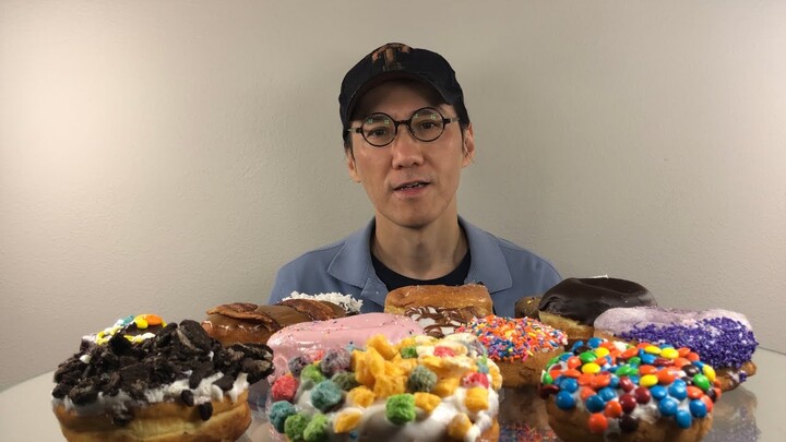 GOURMET DONUT MUKBANG (PB&J, blueberry cheesecake, oreo, fruit loops, M&M)