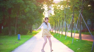 Gadis berekor kembar di sebelah tiba-tiba menyatakan cintanya padamu! ! ! 【YIYO☆】