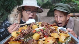 Stewed Beef with Potatoes: A Yummy and Nutritious Recipe