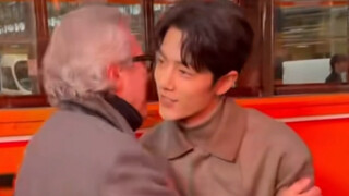CEO grandfather asked Xiao Zhan to stand up and greet him, just like his own child coming home, acco