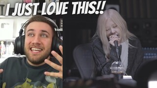 THIS IS SO CALMING! 🥰 ROSÉ - December (Neck Deep) Live Studio Cover - Reaction