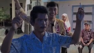 sekte joget apa lagi ini? 😅😁🤣 ajarin donk puh sepuuuh