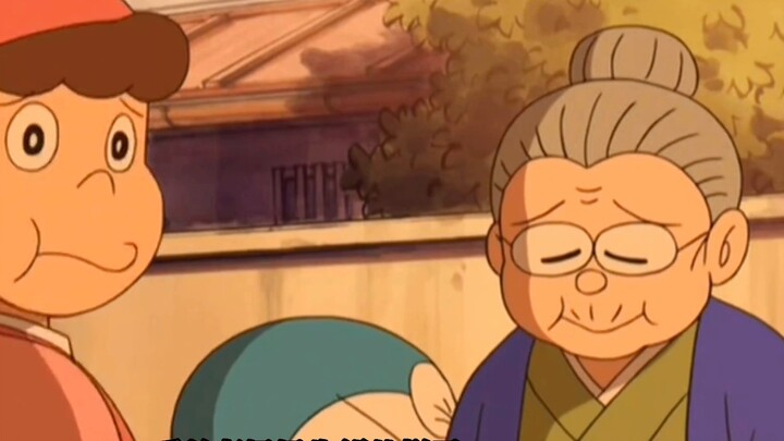 Doraemon: The blue fat man waited in line for a whole day to buy pineapple buns for Doraemon