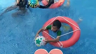 swimming muna
