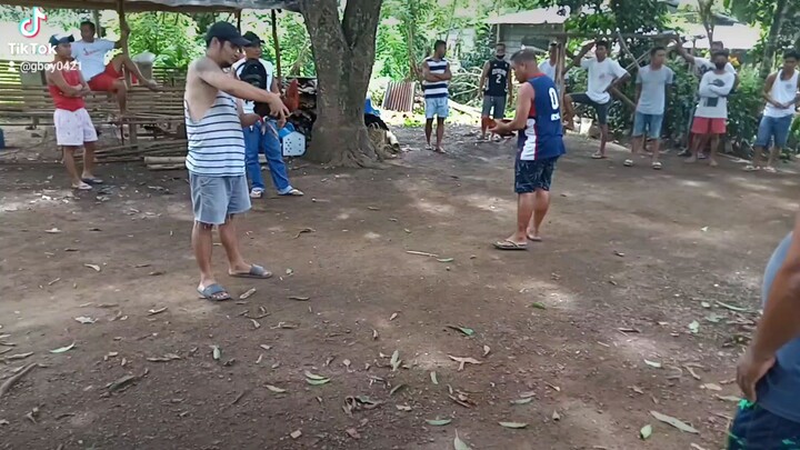 may dumayo..sakto naman at di napalaban sa sabungan..di nasayang pointing ko.