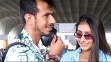 #YuzvendraChahal 😘 Wife #DhanashreeVerma 🥰 Spotted At Airport