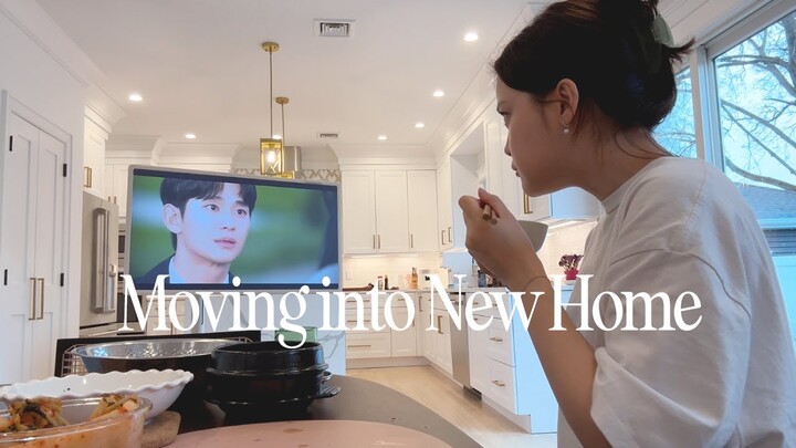 Homebody Living in New York | Getting settled into my new home, organizing, cooking in new kitchen!