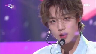 Park Ji Hoon - Driving + Wing [Music Bank K-Chart Ep 1030]