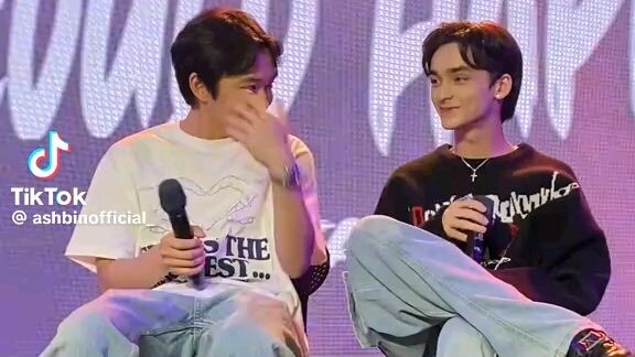 There beautiful voice 😍 Charles and Rabin😍❤❤