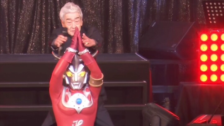 [Lễ hội Tsuburbaya 2023] Ông Manatsu Ryu hát bài hát chủ đề của Ultraman Leo
