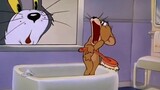 I have never seen the clip of Tom peeking at Jerry taking a bath.