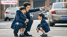 CEO tak sengaja lihat bocah miripnya, tapi tidak tahu itu adalah anak kembar miliknya dan Cinderella