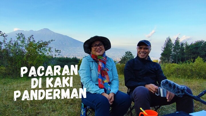 Berdua di kaki Gunung Panderman Kota Batu