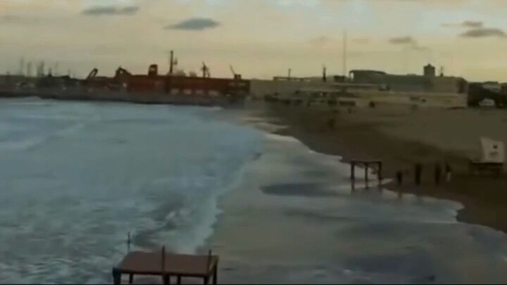 watch documentary film "Beautiful seaside views" documentary for free:link in description.
