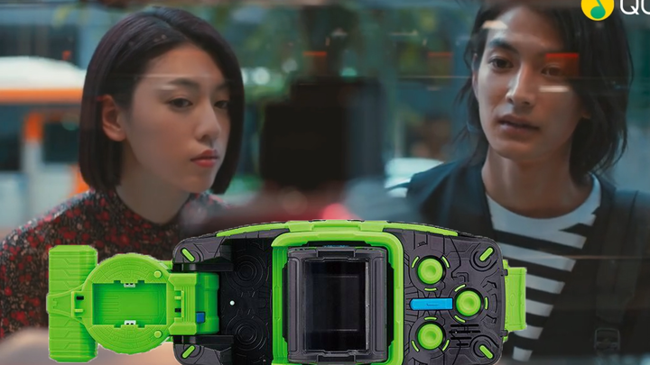 Father-in-law Wo became a Kamen Rider with the help of his girlfriend