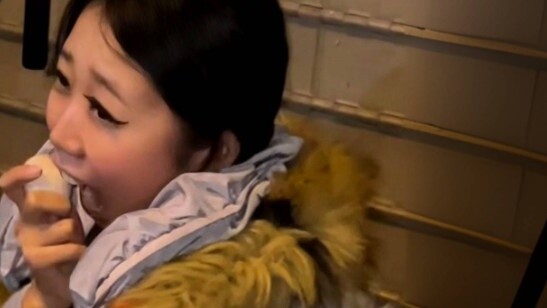คอสเพลย์ฮาๆ วันฮาโลวีนที่เซี่ยงไฮ้ "หวงหรงผู้น่ารักทุบไข่ด้วยฟันหน้า" ทำเอาคนหัวเราะ (เชื่อมโยงราวกั