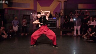 帅死了！实力女舞者JAJA双人Popping演绎MJ经典曲目Dangerous