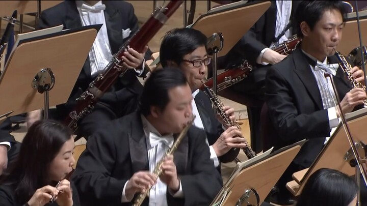 Song Siheng memainkan gerakan pertama dari Konser Piano Ketiga Prokofiev