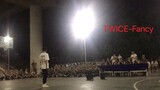 [TWICE] Màn trình diễn cover dance mới nhất của Fancy tại hiện trường huấn luyện quân sự gây xôn xao