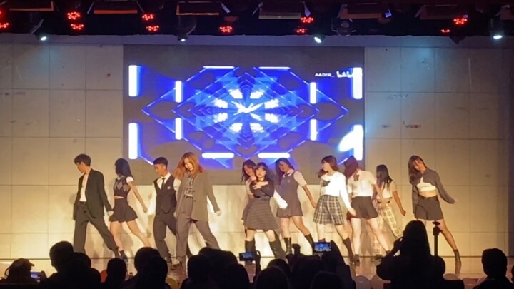 【Panorama】［izone］迎新晚会上超有氛围的表演 | 湖南工业大学HUT303舞团翻跳