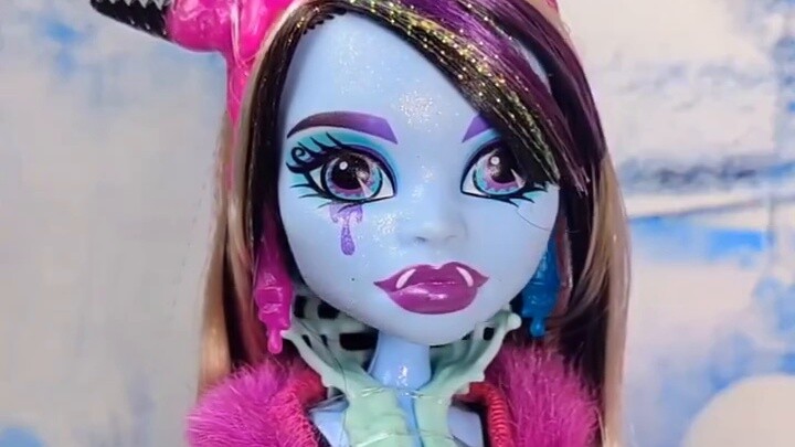 Monster High 🧊Một cô gái đến từ vùng núi tuyết có thể ngầu đến mức nào? Candy Snow Girl Monster High