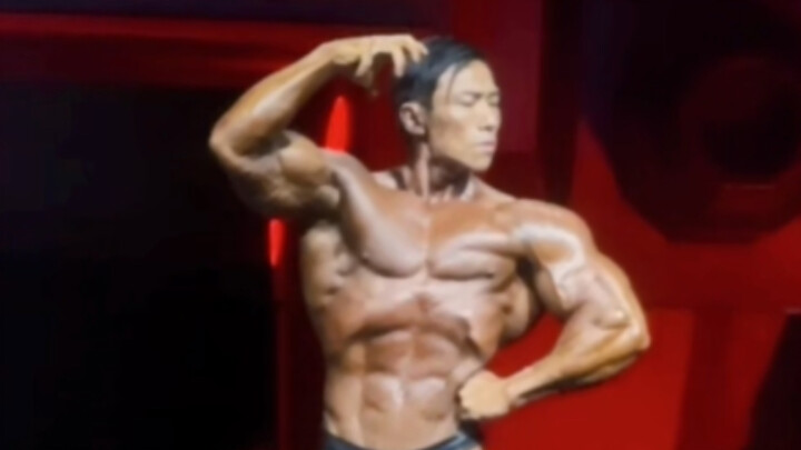 Tribute to Attack on Titan! Korean professional compe*on, Liu Xiang from Taiwan shows off his sty