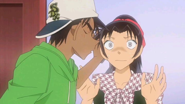 Heiji almost kissed Kaito Kid
