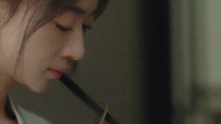 Aunt Hu went to reunite with her daughter, and Liu Wencai wanted to kill Jiang Li. After Tong'er blo