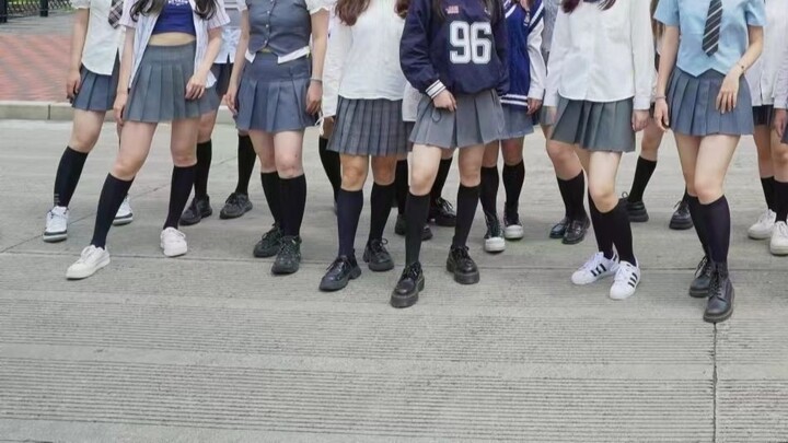 【Girls Never Die】Great! 24 Shanghai International Studies University girls danced to the whole song 