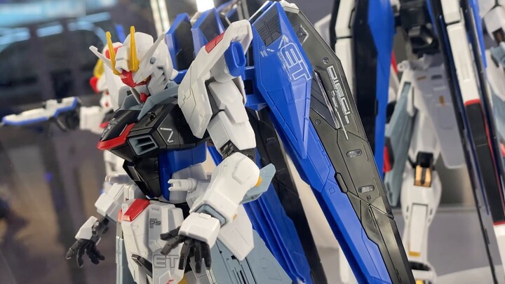 Semua gangster keluar bersama! Tembakan Nyata Shanghai Freedom Gundam dan Tur Sederhana ke Pangkalan