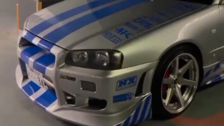 R34 pembunuh super/hyper car