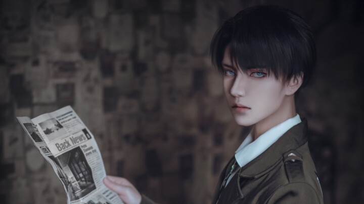 คุณชอบกัปตันลีวายส์ในชุดทหาร [Levi cos] ไหม