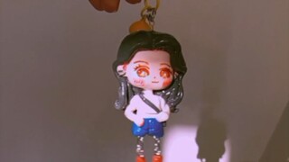 A little girl keychain. Cuteeee??💖🌝 Follow me! Thanks!💖🫴