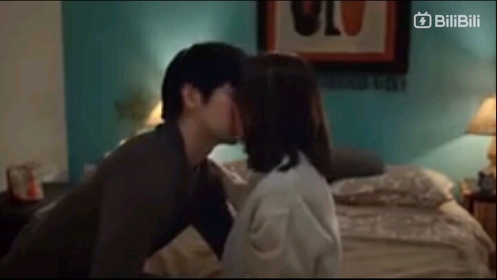 unbreak my heart  kissing scene 💗by:jodi_stamaria and joshuagarcia