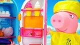 Peppa Pig put all the things she bought in the refrigerator