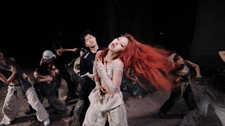 The most LikeJENNIE on the Internet remakes the MV and suspects it is her own street dance image per
