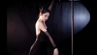 ความงามอันว่างเปล่าอันเลวร้าย