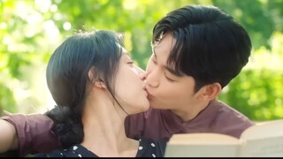 Hậu trường của Nữ hoàng nước mắt, cảnh hôn của Kim Ji-won và Kim Soo-hyun