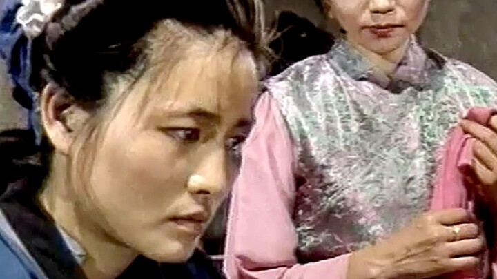 "Strange Stories from a Chinese Studio" tells the story of an extremely ugly widow, but she lived a 