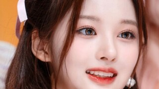She is so beautiful that I don't even have the right to envy her! Get well soon! I want to see more 