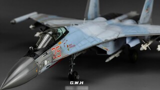 SU-35S "Flanker E" selesai ditampilkan