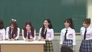 TWICE: Jihyo nói các thành viên hiểu nhau và không cãi nhau. Heechul: Hồi đó Leeteuk cũng nói như vậ